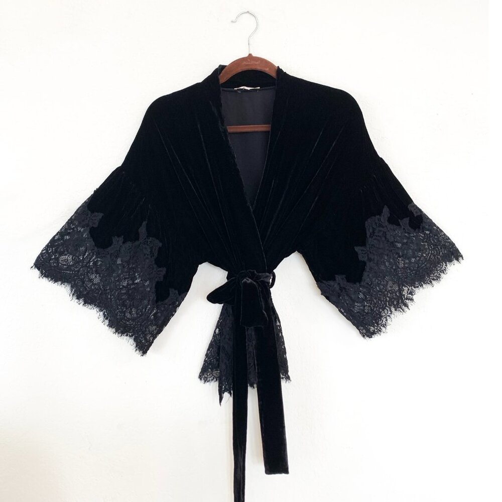 Gold Hawk COCO Silk Velvet Lace Robe Jacket Kimono Black